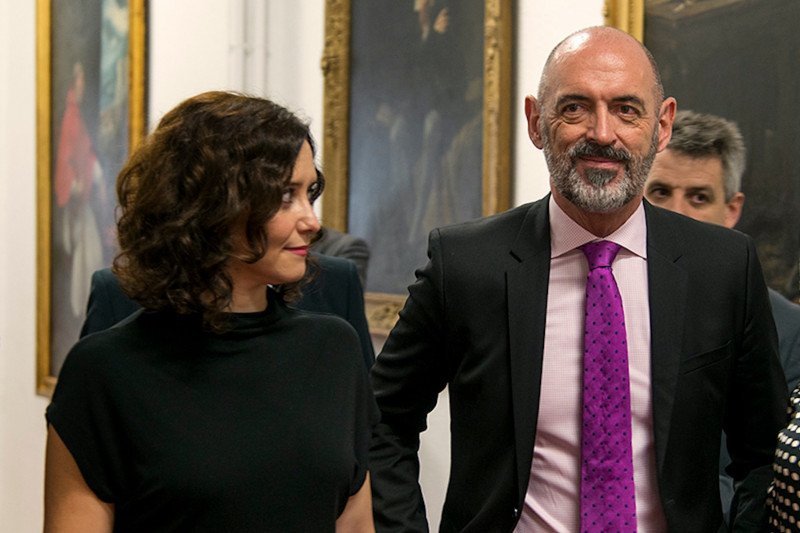 Ayuso alumni ilustre de la UCM