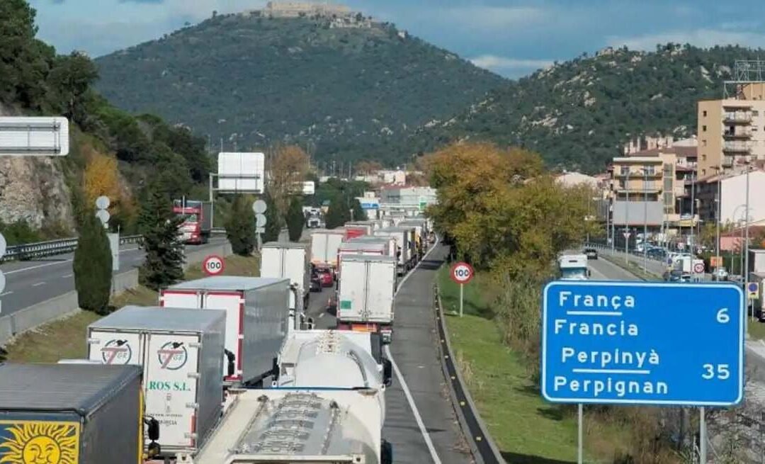 Comentario al artículo 8.1 del Código civil: Las leyes penales, las de policía y las de seguridad pública obligan a todos los que se hallen en territorio español