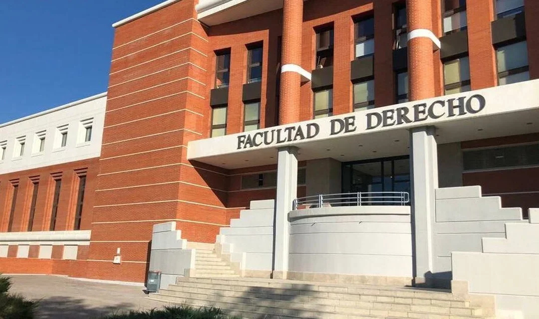 Régimen jurídico de exámenes y calificaciones universitarias